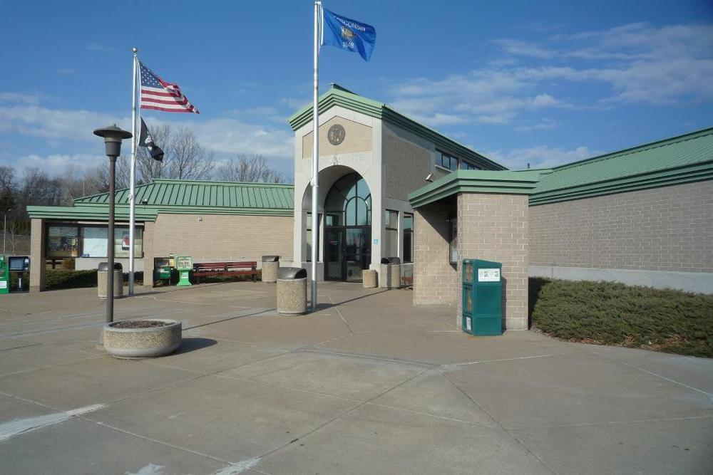 Econo Lodge Menomonie Exterior photo